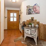 Villa Hauskitz *