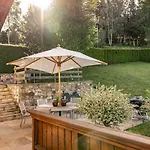 Hauskitz Villa *